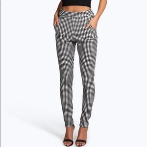 BooHoo Catarina gingham leggings